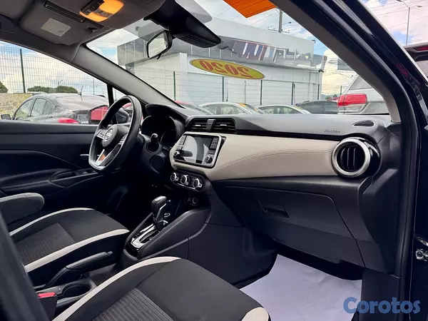 carros - Nissan Versa 2020 SV
 10