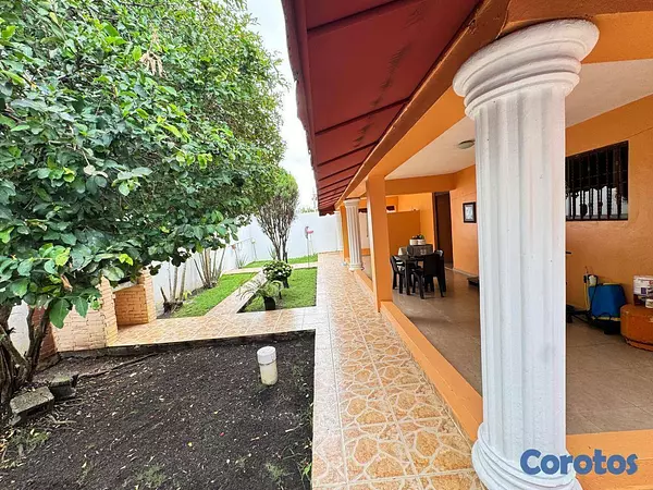casas - Vendo casa espaciosa Prado Oriental, Sto. Dgo. Est 10