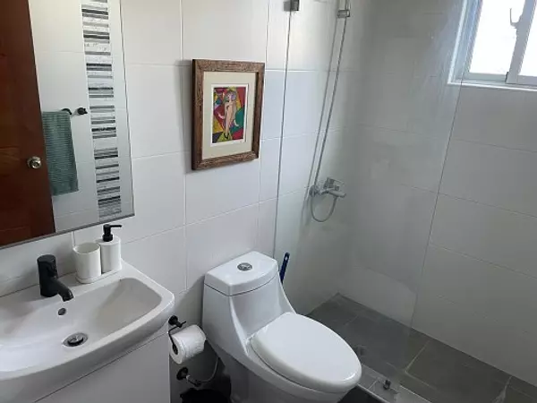 apartamentos - Execelente ubicación a una esquina de la Churchill 3