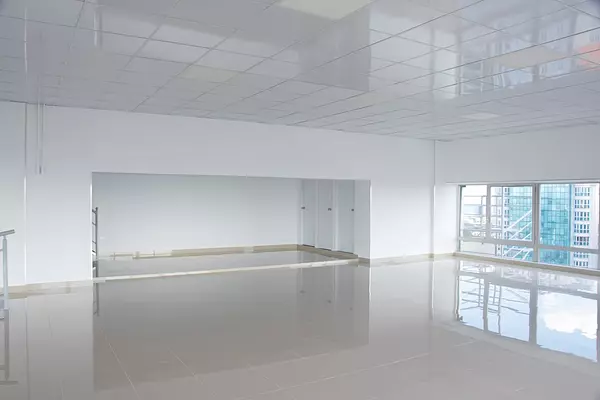 oficinas y locales comerciales - Alquiler local en la Esperilla  9