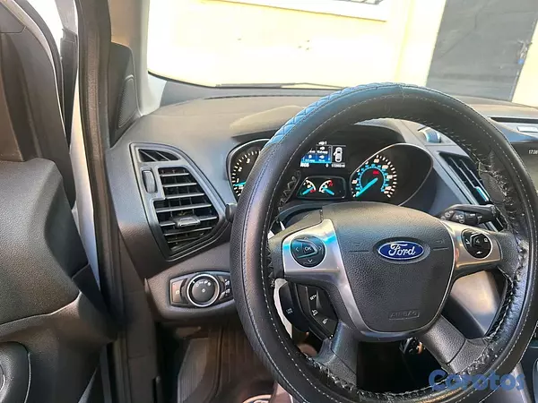 jeepetas y camionetas - Ford Escape 2106 NITIDA 475 mil 10