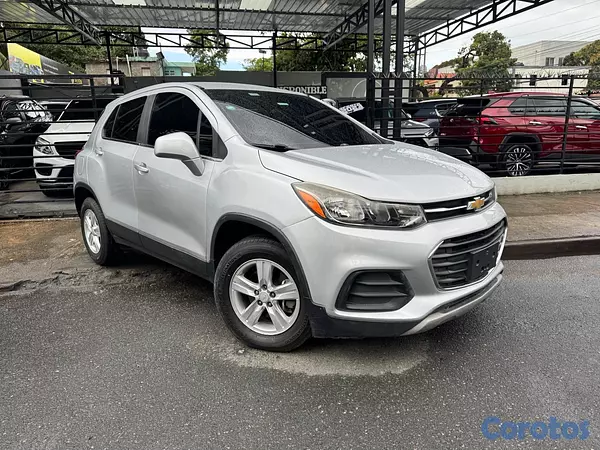 jeepetas y camionetas - Chevrolet trax LT 2018 Clean carfax  7