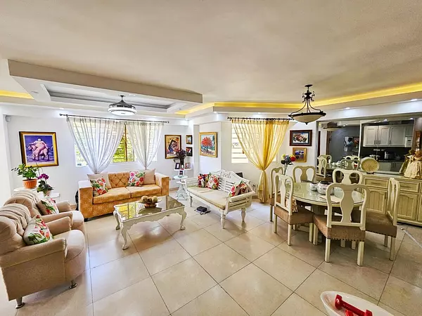 apartamentos - Apartamento 2do piso Los Restauradores  5