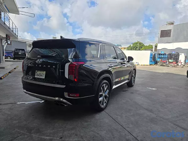 jeepetas y camionetas - HYUNDAI PALISADE 2019 NEGRO GASOLINA 7