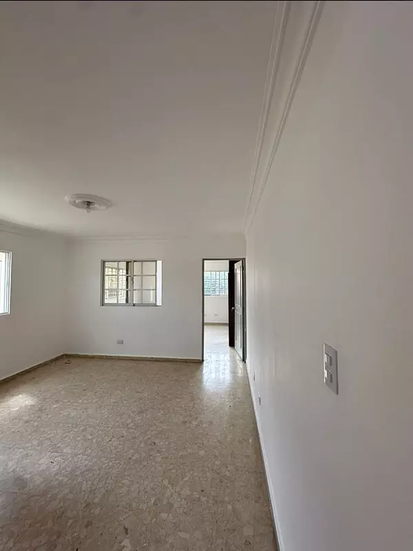 casas - Casa en alquilar Sector la Castellana Sto Dgo D.N 

 7