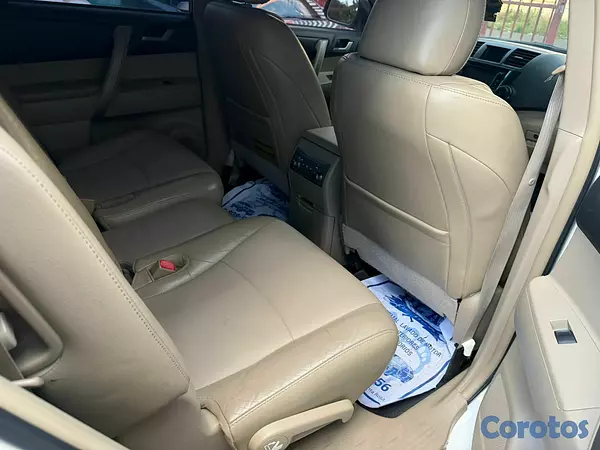 jeepetas y camionetas - toyota hilander 2013 2