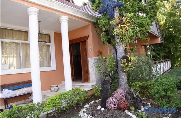 casas vacacionales y villas - Venta: Excelente villa en Guavaberry, frente al ca 14