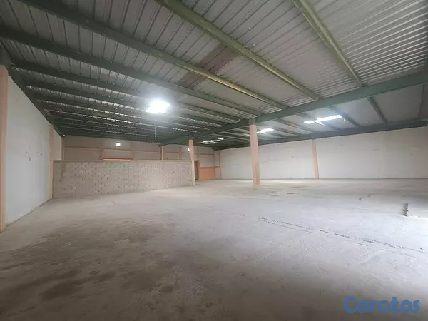 otros inmuebles - Alquilo  nave 800 mts av monumental con rampa  1