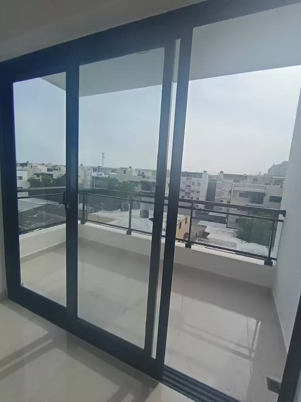 apartamentos - Vendo apartamento en el Km 8 1/2 de la Independencia 

 2
