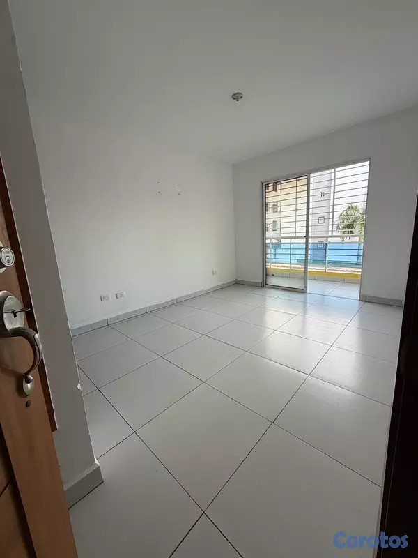 apartamentos - alquilo segundo nivel en residencial palma real  4