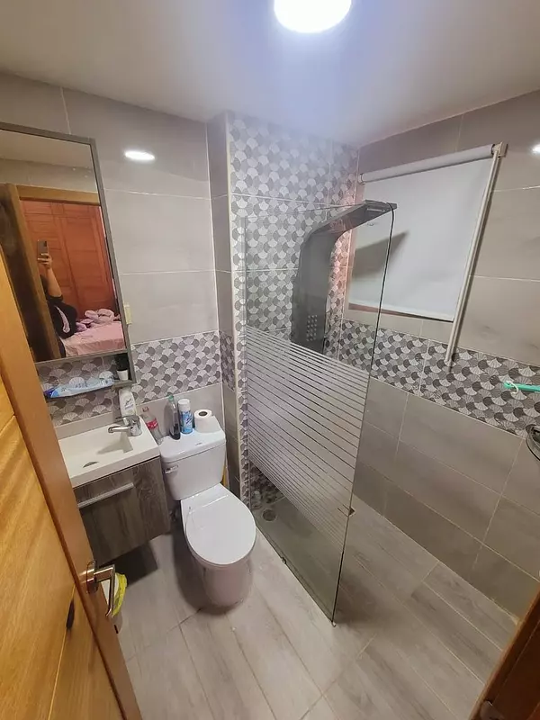 apartamentos - Se vende apartamento en Naco 5