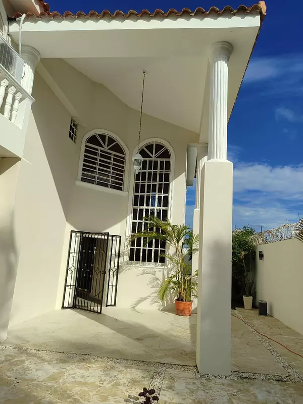 casas vacacionales y villas - Vendo villa en Juan Dolio 3