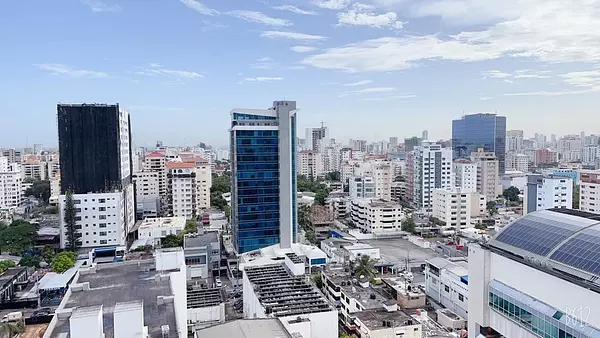 apartamentos - Se vende apartamento en Naco 5