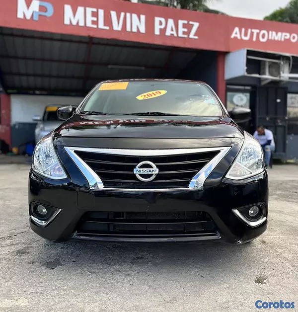 carros - Nissan Versa SV 2019 – Special Edition  2