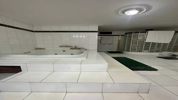 casas - Venta amplia casa con terreno de 2,100m2 4