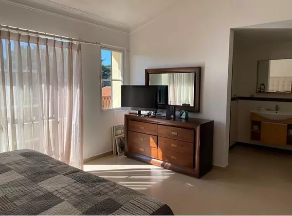 casas - Town House en  alquiler en Metro Country de 2 niveles, Amueblado  5
