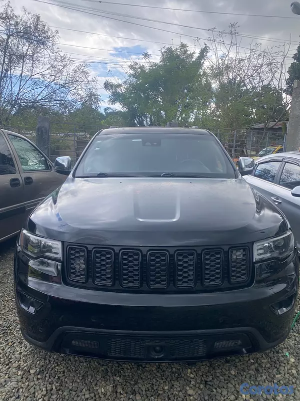 jeepetas y camionetas - Jeep Grand Cherokee Limited 2020 4