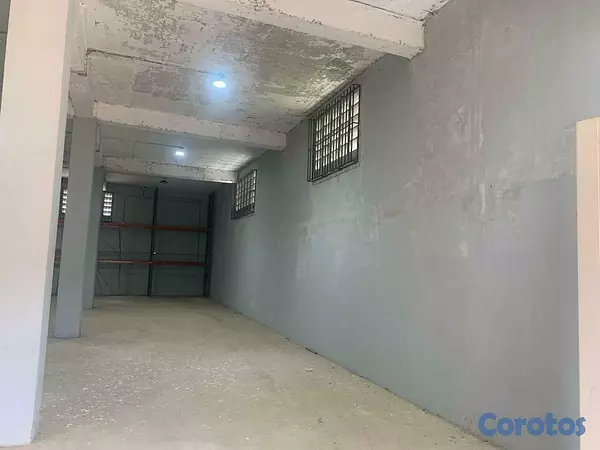 otros inmuebles - Alquilo Nave industrial en Autopista 6 De Noviembre 3