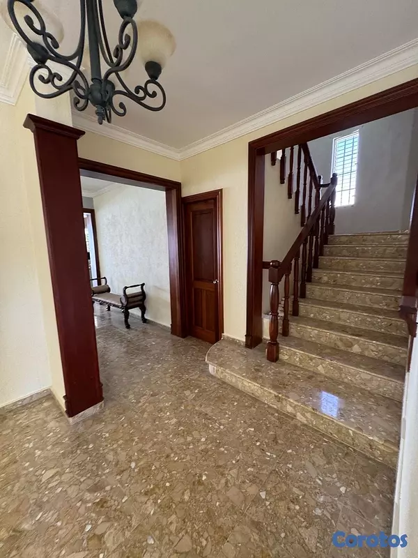 casas - venta de casa en Altos de Arroyo hondo 2 con 535mts Distrito nacional  9