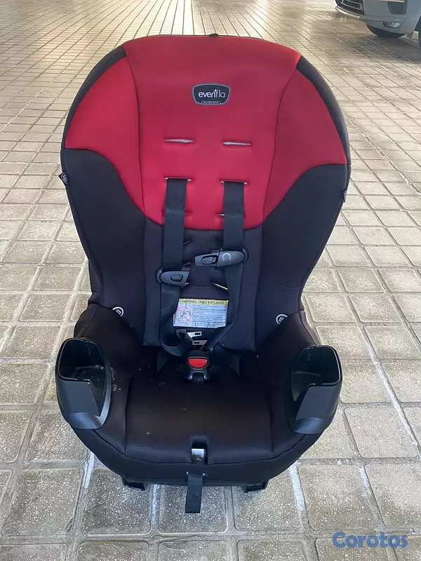 coches y sillas - Se vende Carseat usado - Evenflo 4