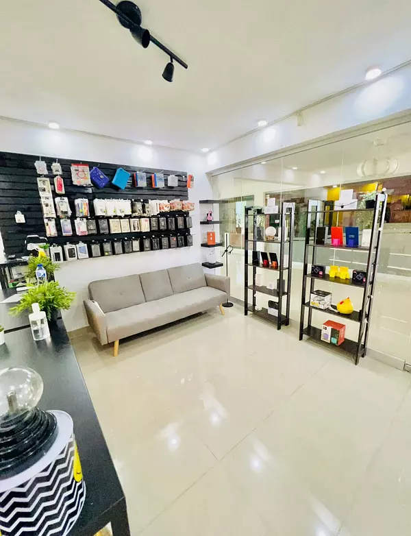 oficinas y locales comerciales - Local en el millon  5