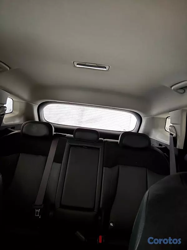 jeepetas y camionetas - 2024 Kia Sportage Luxury 9