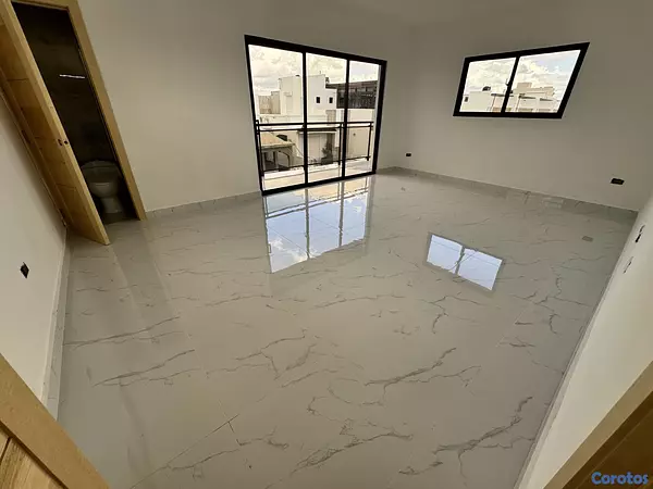 apartamentos - venta de casa de lujo con piscina y 4 habitaciones en la autopista de san isidro 7