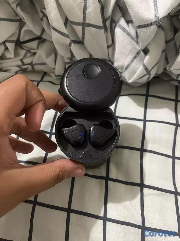 otros electronicos - Vendo Altavoz y Auriculares 2 en 1  2