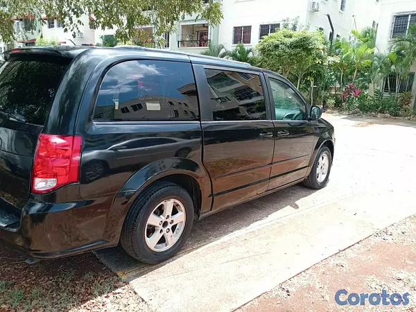 jeepetas y camionetas - DODGE cARAVAN 2012 SXT 12