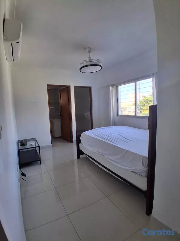 apartamentos - Apartamento en piantini   1100 US$ con mantenimien 10