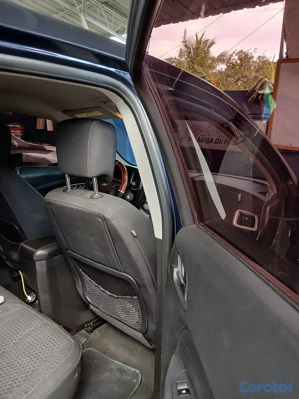 jeepetas y camionetas - Negociable  10