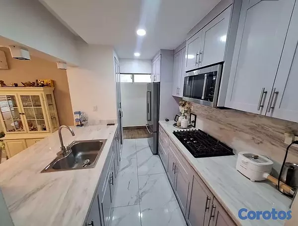 casas - Exquisita residencia en el Sector de Lucerna 3