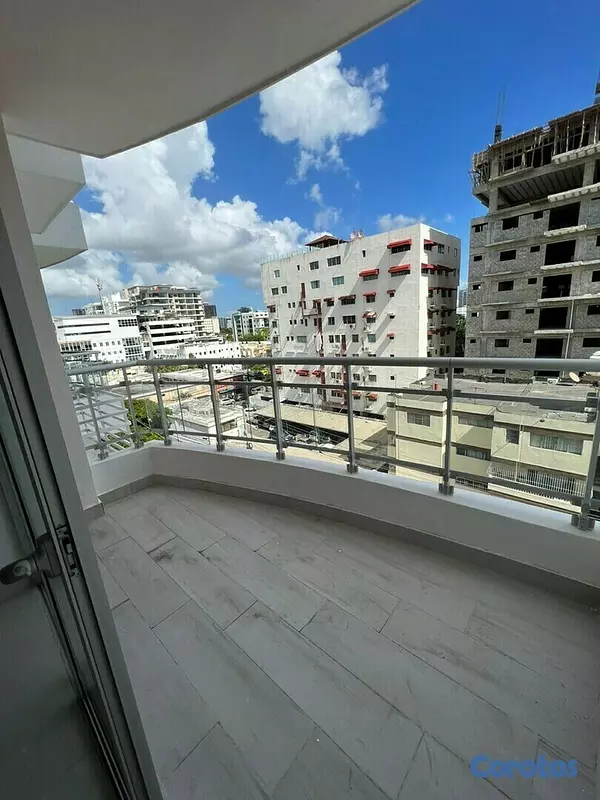 apartamentos - Apartamento en venta en Evaristo Morales 3