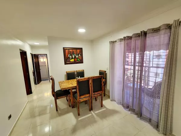 apartamentos - Vendo Oportunidad Apartamento, 4to. Piso con Terraza, Residencial en Alameda  4
