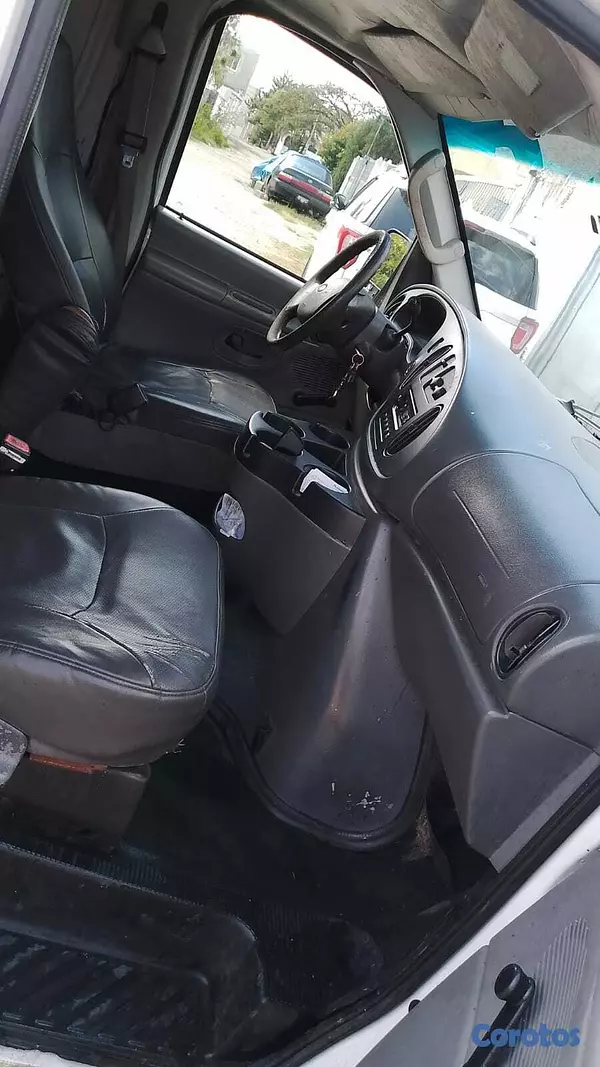 camiones y vehiculos pesados - Ford cargo blanca en venta 3