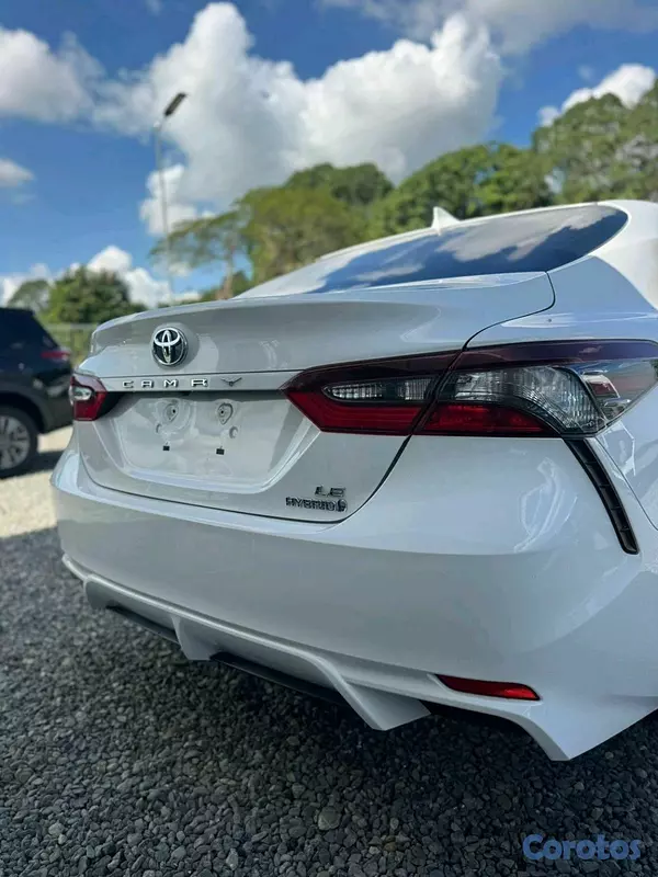 carros - Toyota Camry Híbrido 2021 5