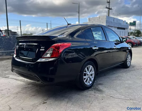carros - Nissan Versa SV 2019 – Special Edition  3
