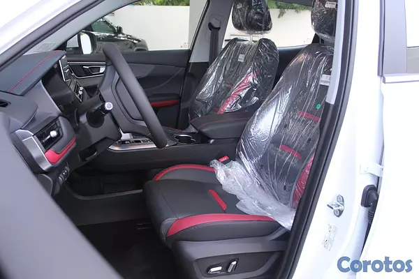 jeepetas y camionetas - Chery Tiggo 4 Pro Hybrid 2026 8