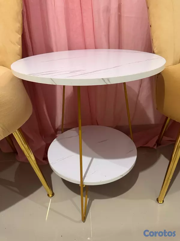 muebles y colchones - Vendo lámpara y mesa  4
