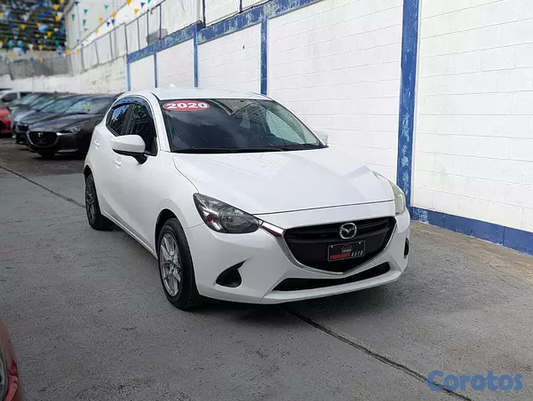 carros - MAZDA DEMIO 2020 3