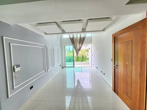 apartamentos - Apartamento tipo penthouse de venta en Los Laureles  5