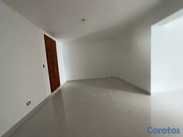 apartamentos - Alquiler de apto piso alto de 3 hab con baños piso alto y ascensor  9