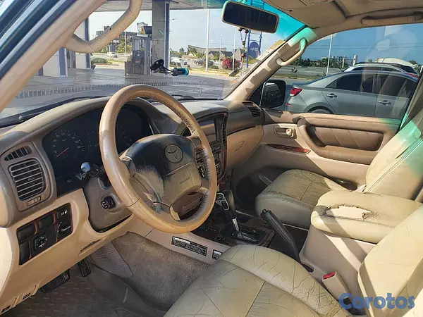 jeepetas y camionetas - Jeepeta Toyota LandCruiser VX 2001 Turbo Diesel 10 6