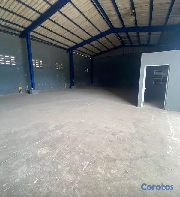 oficinas y locales comerciales - se alquila nave  2