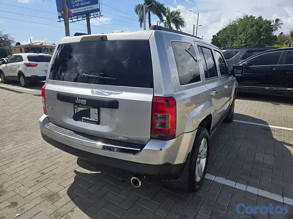 jeepetas y camionetas - Jeep Patriot Cristales manuales  6