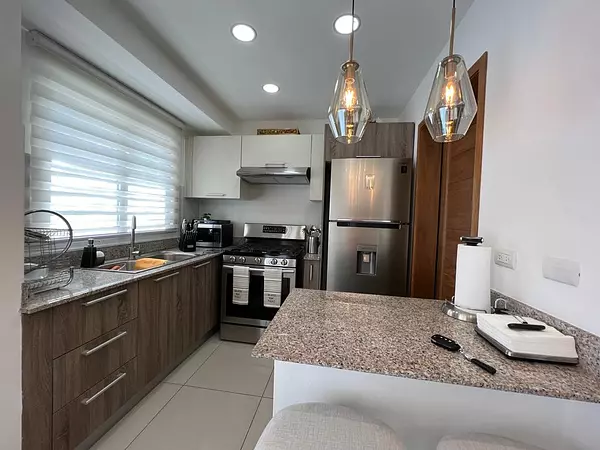 apartamentos - Vendo apartamento amueblado en Evaristo Morales  5