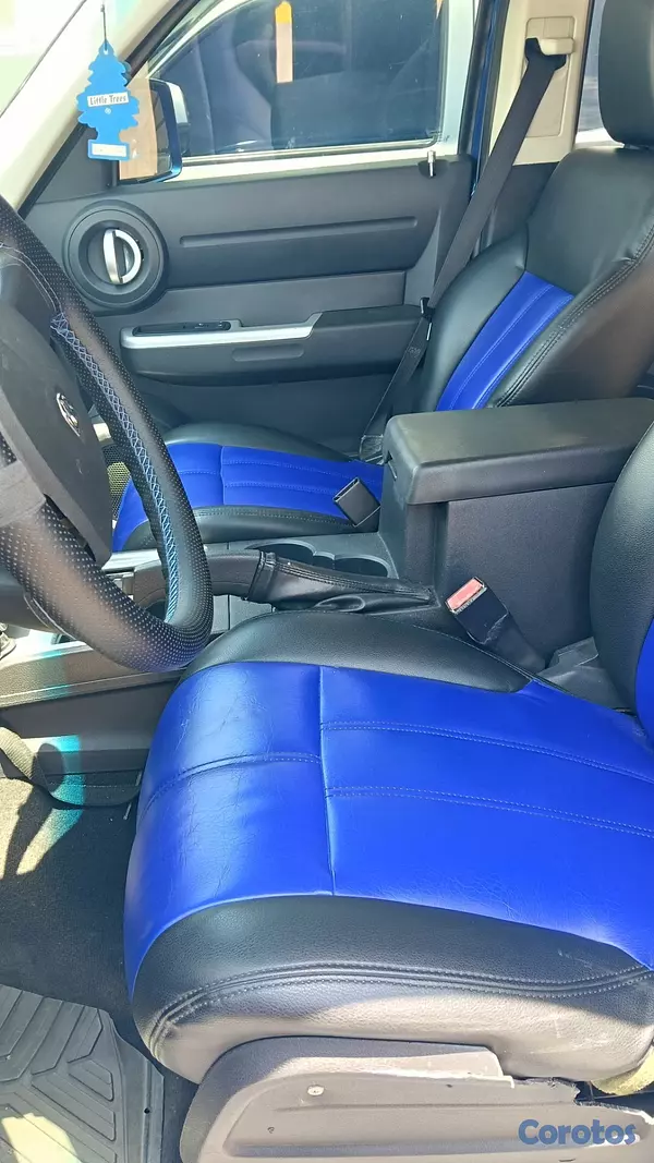 jeepetas y camionetas - Dodge Nitro como nueva madre mía con localizador GPS instalado carplay 5