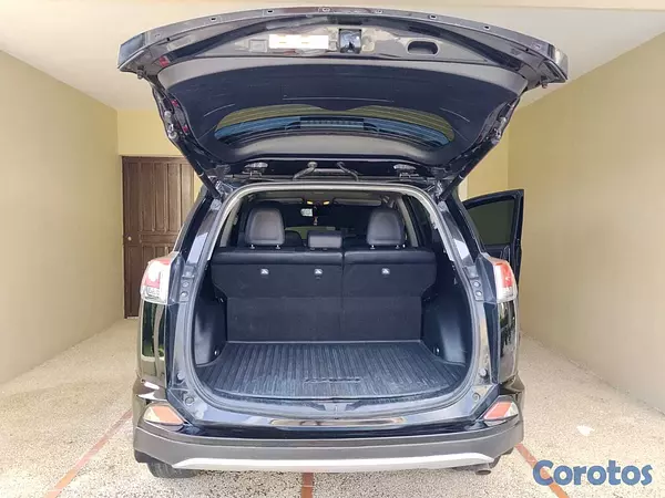 jeepetas y camionetas - TOYOYA RAV4 LIMITE 4X4 AÑO 2017 11