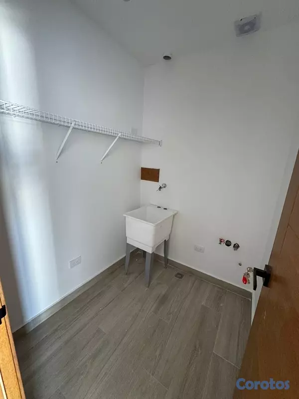 apartamentos - alquiló piso 9 urbanización real una habitación 1.5 baños parqueo techado nuevo  6