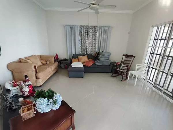 casas vacacionales y villas - Vendo villa en Juan Dolio 5